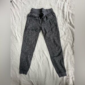 Old Navy Marled Black Jogger Pants